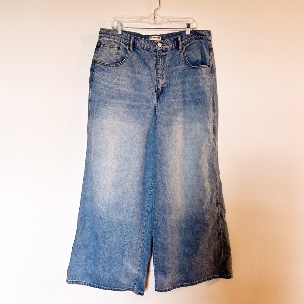 Free People We the Free CRVY Gia Wide-Leg Jeans - Picture 5 of 8
